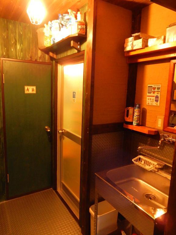 Hostel Oomori Souko Tokyo Bagian luar foto